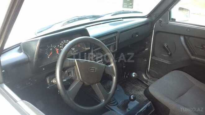 LADA (VAZ) Niva 2012, 80,000 km - 1.7 l - Salyan