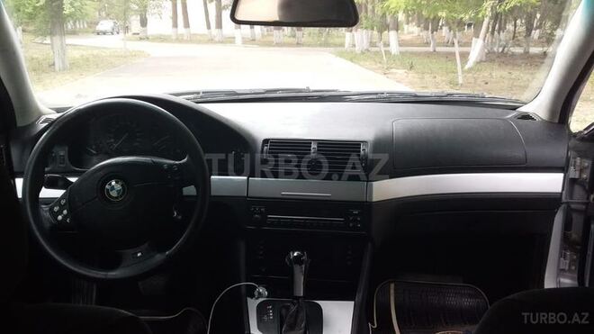 BMW 523 1999, 270,000 km - 2.5 l - Sumqayıt