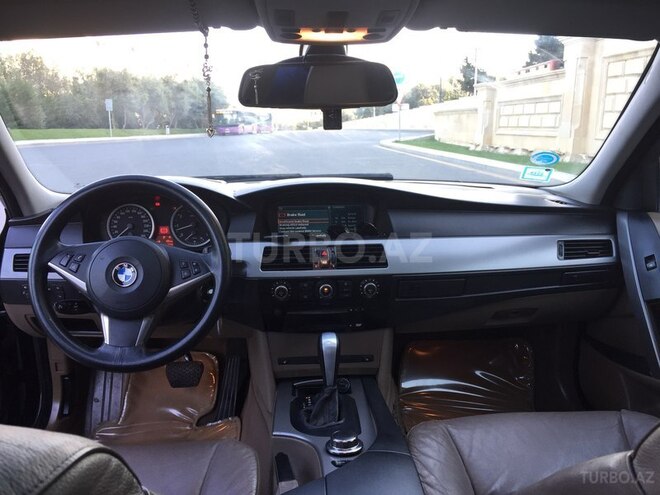 BMW 525 2004, 285,000 km - 2.5 l - Bakı