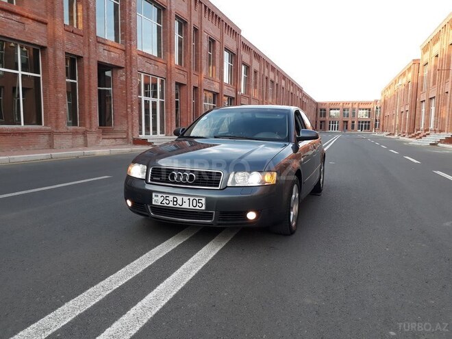 Audi A4 2002, 211,322 km - 1.8 l - Gəncə