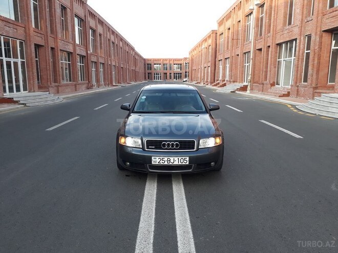 Audi A4 2002, 211,322 km - 1.8 l - Gəncə