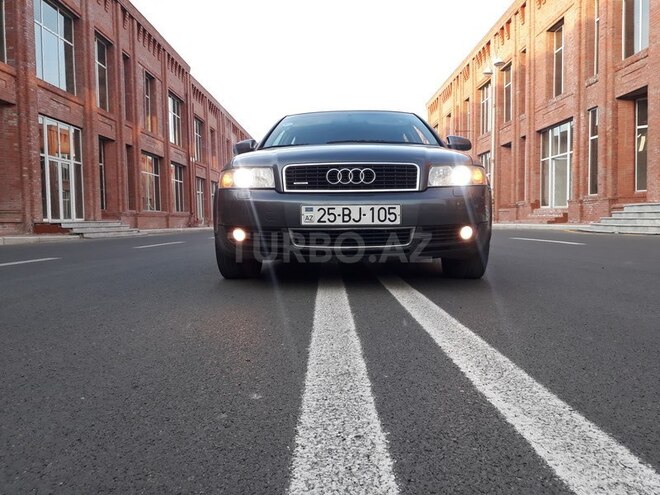 Audi A4 2002, 211,322 km - 1.8 l - Gəncə