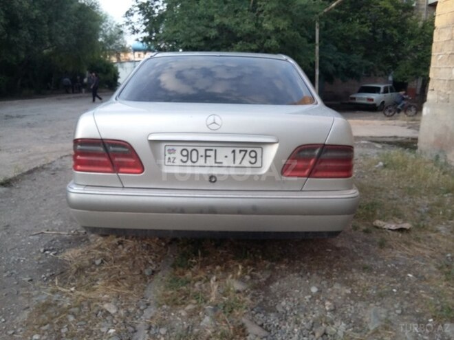 Mercedes E 230 1997, 334,000 km - 2.3 л - Gəncə