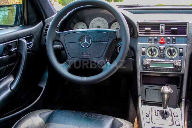 Mercedes C 230 2000, 221,000 km - 2.3 l - İmişli
