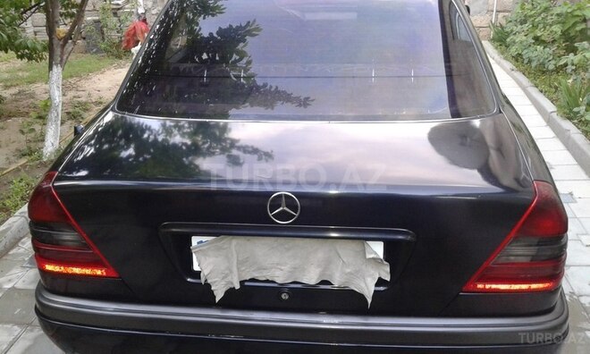 Mercedes C 220 1996, 415,000 km - 2.2 l - Bakı