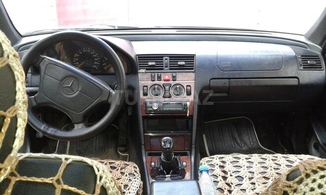 Mercedes C 220 1996, 415,000 km - 2.2 l - Bakı