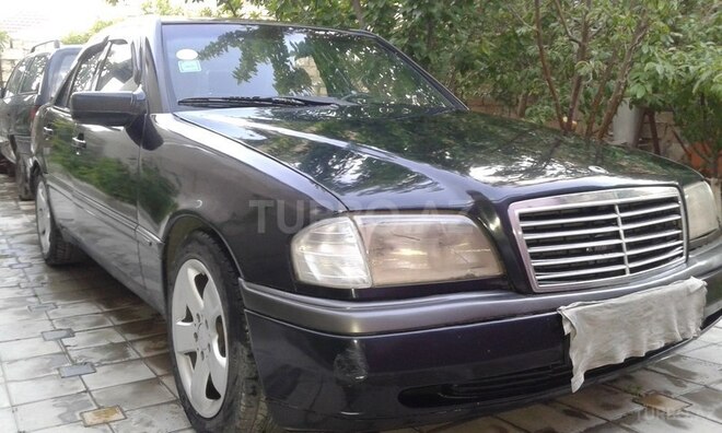 Mercedes C 220 1996, 415,000 km - 2.2 l - Bakı