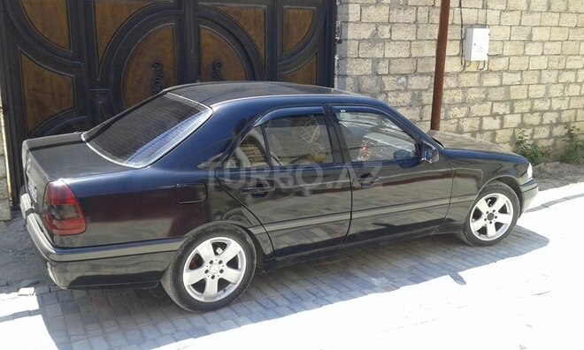 Mercedes C 220 1996, 415,000 km - 2.2 l - Bakı