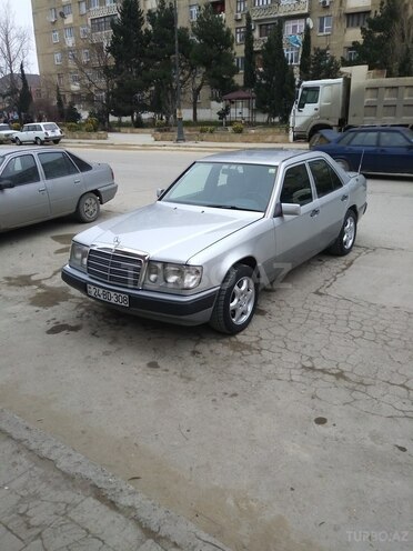 Mercedes E 230 1992, 194,000 km - 2.3 л - Bakı