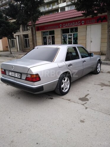 Mercedes E 230 1992, 194,000 km - 2.3 л - Bakı