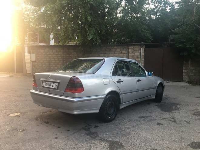 Mercedes C 240 1999, 349,000 km - 2.4 л - Bakı