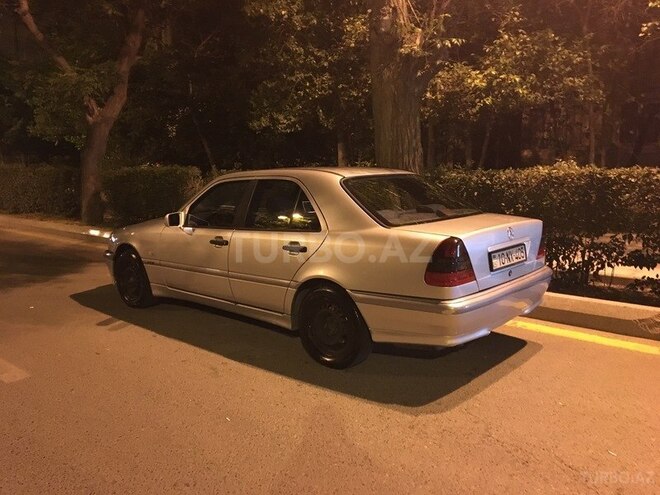 Mercedes C 240 1999, 349,000 km - 2.4 л - Bakı