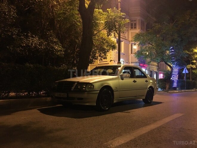 Mercedes C 240 1999, 349,000 km - 2.4 л - Bakı