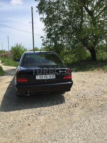 Mercedes C 180 2000, 286,124 km - 1.8 l - Quba