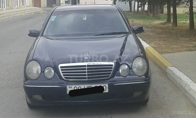 Mercedes E 220 2000, 328,000 km - 2.2 л - Bakı