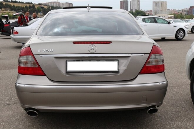 Mercedes E 350 2007, 251,452 km - 3.5 l - Bakı