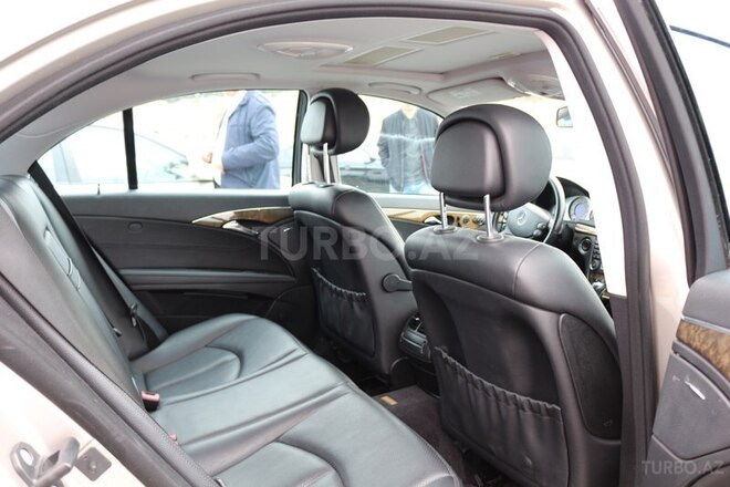 Mercedes E 350 2007, 251,452 km - 3.5 l - Bakı