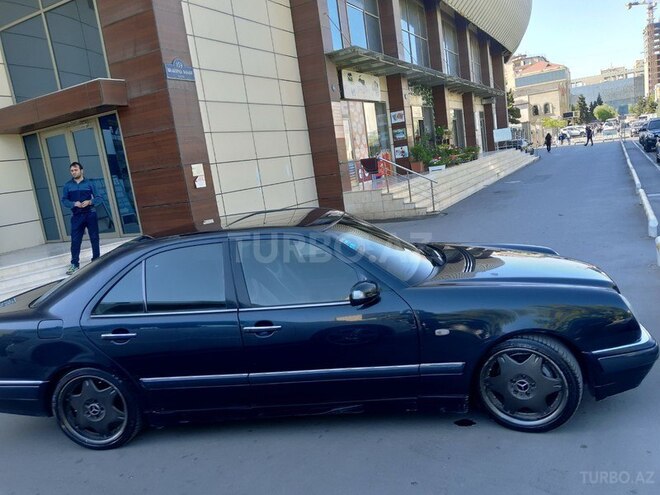 Mercedes E 280 1997, 250,000 km - 2.8 l - Bakı