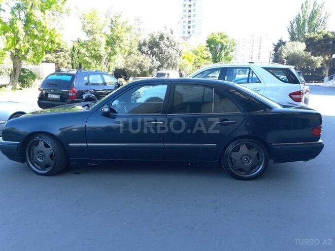 Mercedes E 280 1997, 250,000 km - 2.8 l - Bakı