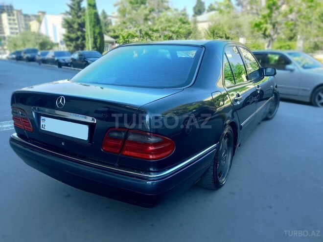 Mercedes E 280 1997, 250,000 km - 2.8 l - Bakı