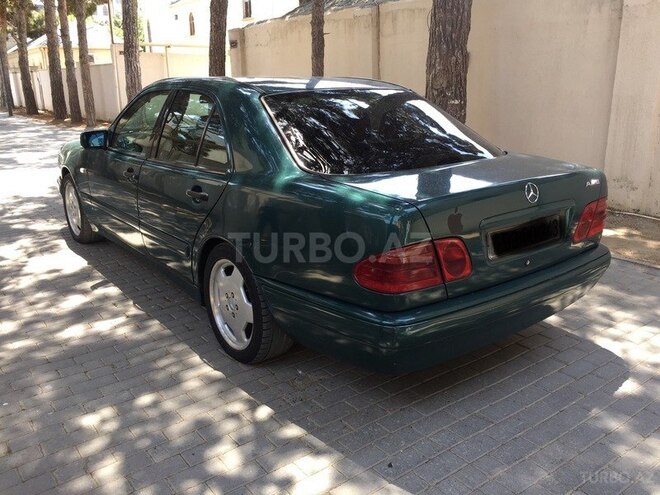 Mercedes E 220 1998, 450,000 km - 2.2 l - Bakı