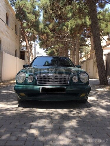 Mercedes E 220 1998, 450,000 km - 2.2 l - Bakı