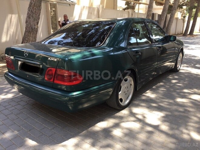 Mercedes E 220 1998, 450,000 km - 2.2 l - Bakı