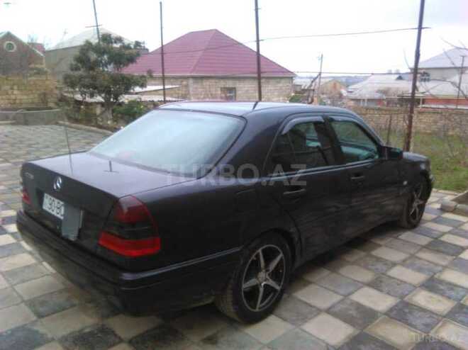 Mercedes C 230 1997, 317,000 km - 2.3 l - Bakı