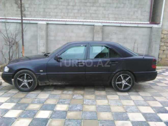 Mercedes C 230 1997, 317,000 km - 2.3 l - Bakı