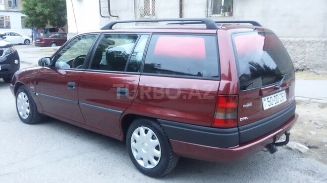 Opel Astra 1996, 285,000 km - 1.8 l - Sumqayıt