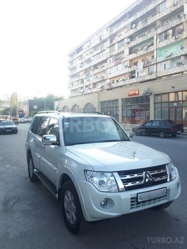 Mitsubishi Pajero 2012, 84,000 km - 3.5 l - Bakı