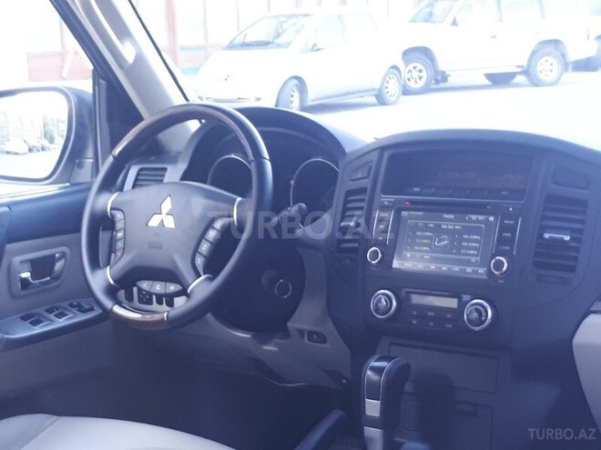 Mitsubishi Pajero 2012, 84,000 km - 3.5 l - Bakı