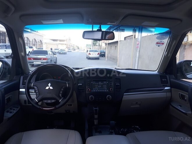 Mitsubishi Pajero 2012, 84,000 km - 3.5 l - Bakı