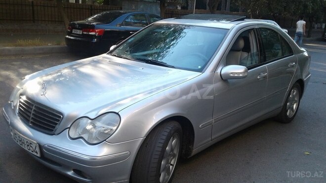Mercedes C 240 2002, 270,000 km - 2.6 л - Bakı