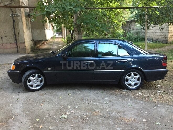 Mercedes C 200 1998, 172,000 km - 2.0 l - Mingəçevir