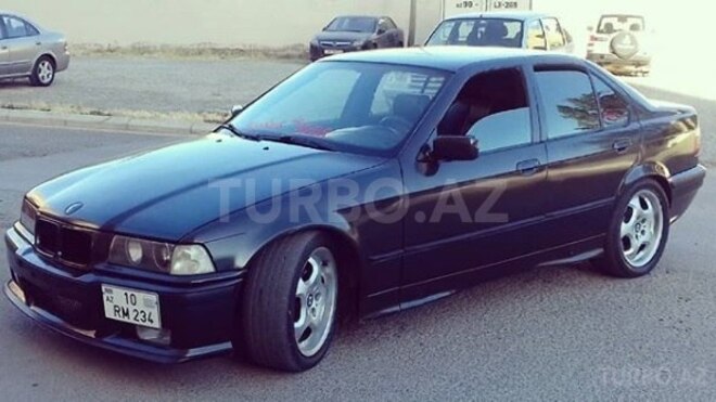 BMW 325 1992, 380,000 km - 2.5 l - Bakı