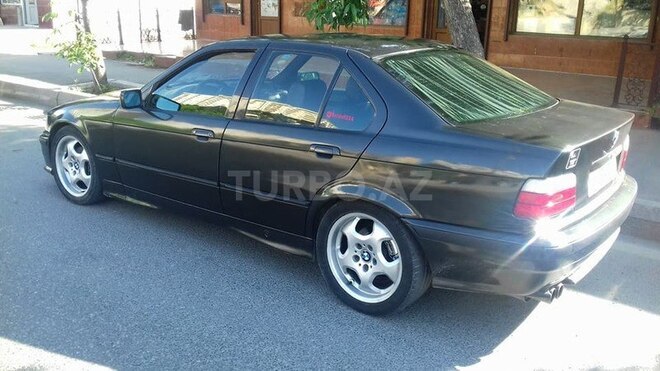 BMW 325 1992, 380,000 km - 2.5 l - Bakı
