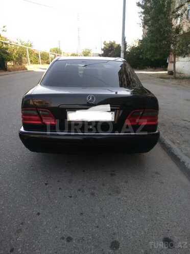 Mercedes E 240 1999, 267,000 km - 2.4 l - Bakı