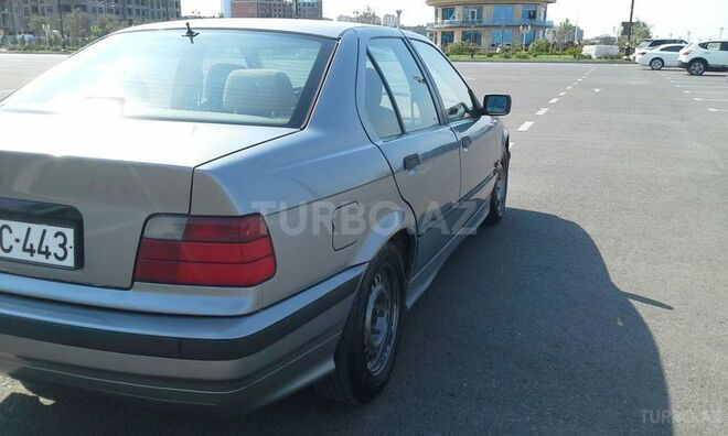 BMW 320 1995, 360,000 km - 2.0 л - Sumqayıt