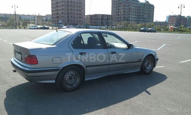 BMW 320 1995, 360,000 km - 2.0 л - Sumqayıt
