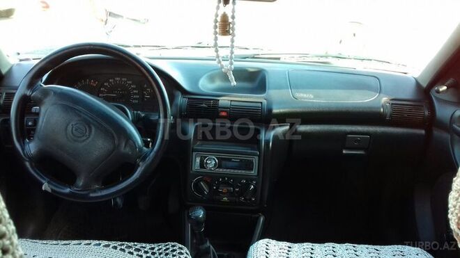 Opel Astra 1994, 250,000 km - 1.4 l - Bakı