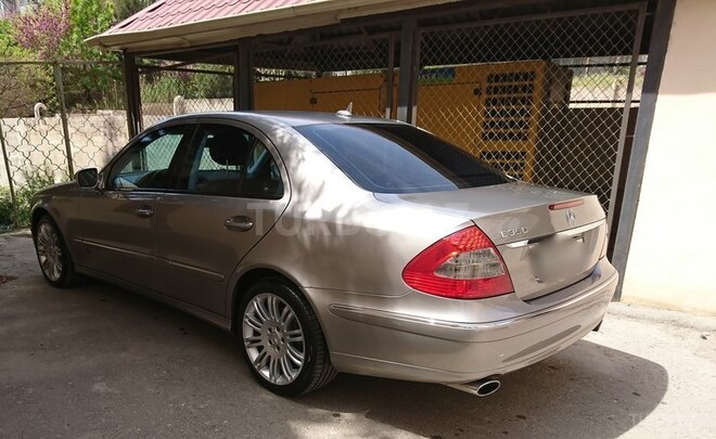 Mercedes E 350 2006, 249,000 km - 3.5 l - Bakı