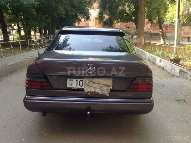 Mercedes E 200 1993, 333,333 km - 0.2 л - Bakı