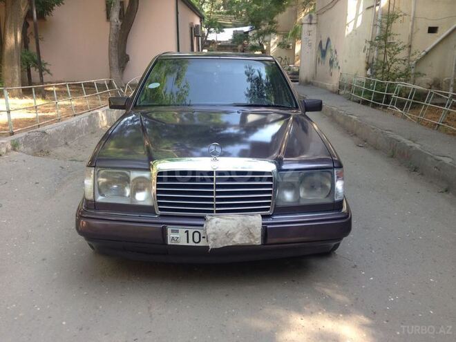 Mercedes E 200 1993, 333,333 km - 0.2 л - Bakı