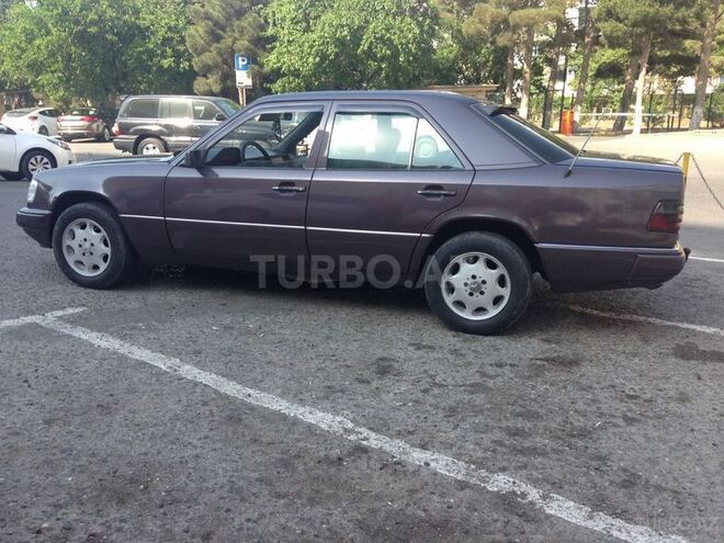 Mercedes E 200 1993, 333,333 km - 0.2 л - Bakı