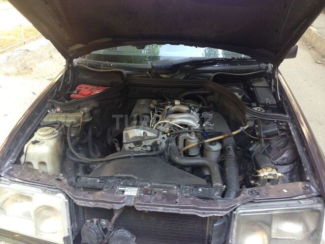 Mercedes E 200 1993, 333,333 km - 0.2 л - Bakı
