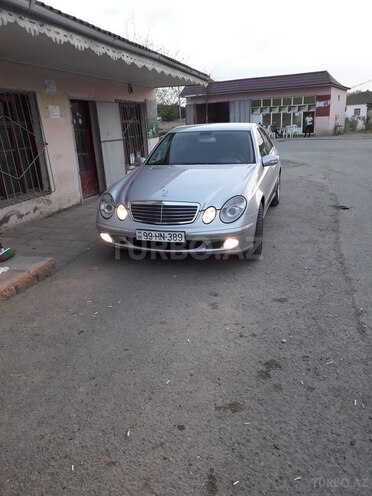 Mercedes E 220 2005, 331,000 km - 0.2 l - Şirvan