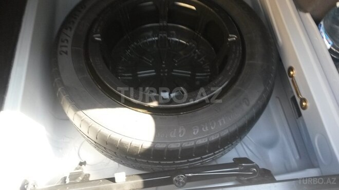 Mercedes E 240 1999, 200,000 km - 2.4 l - Bakı
