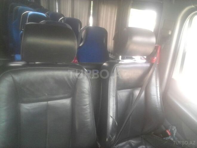 Mercedes Sprinter 413 2002, 234,563 km - 2.2 л - Bakı
