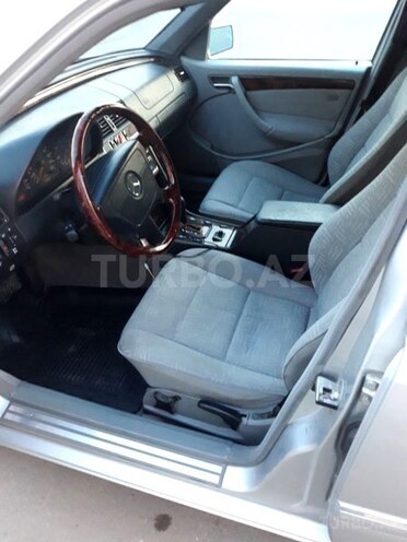Mercedes C 220 1999, 290,530 km - 2.2 л - Bakı